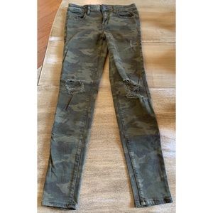American Eagle camo distressed skinny jeans